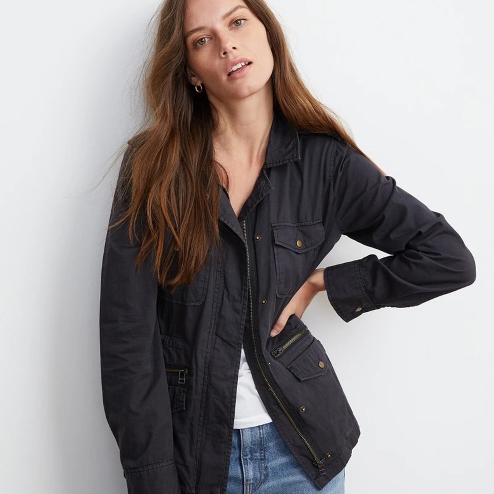 RUBY LIGHT-WEIGHT ARMY JACKET